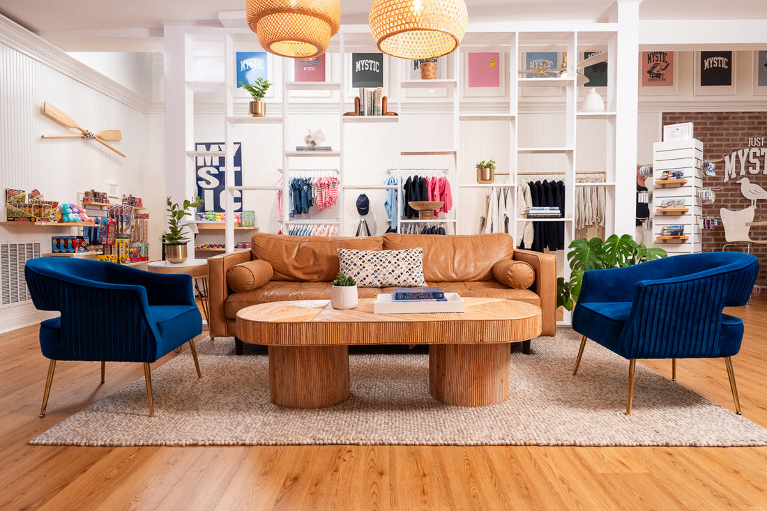 DJ Saturdays at Just Mystic 🎶🛍️