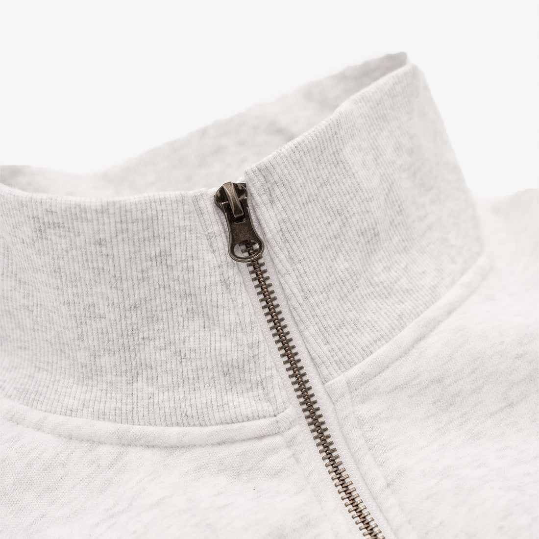 Mystic Quarter Zip in Silver Grey