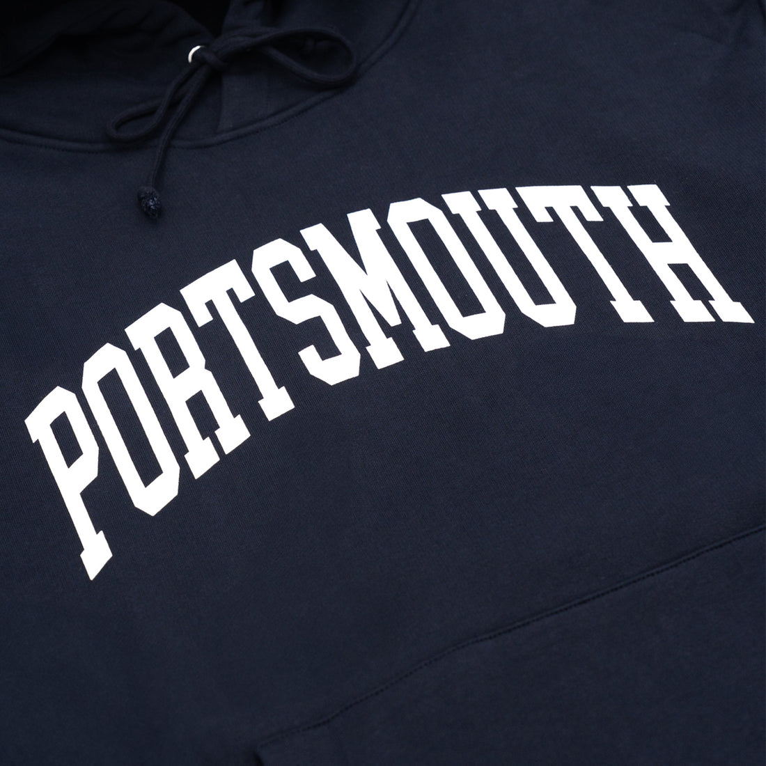 Portsmouth Heavyweight Pullover Hoodie in Navy