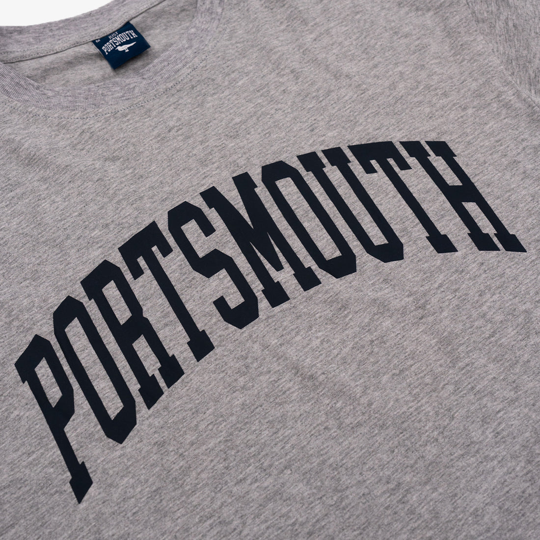 Portsmouth Long-Sleeve T-Shirt in Oxford Grey