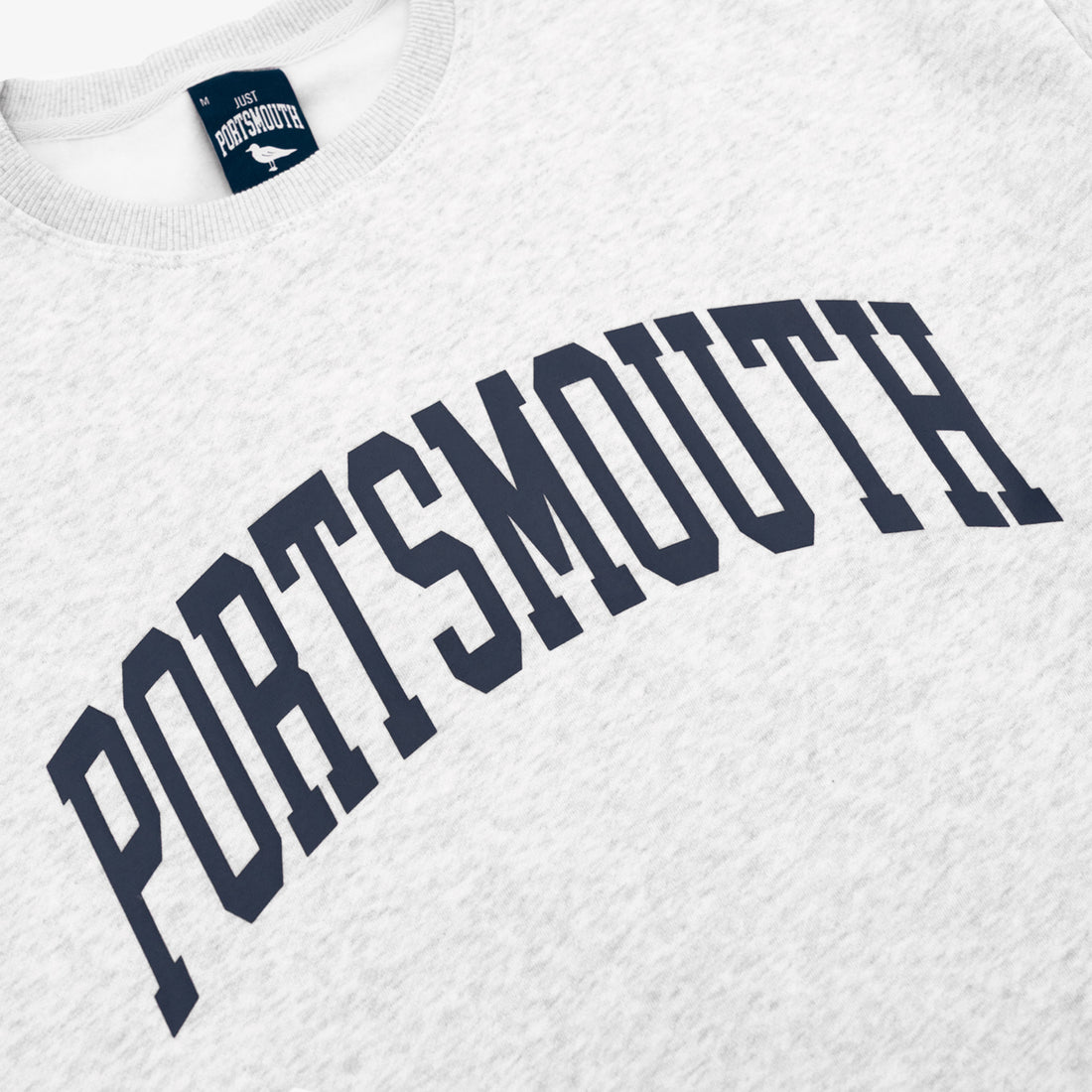 Portsmouth Crewneck in Silver Grey