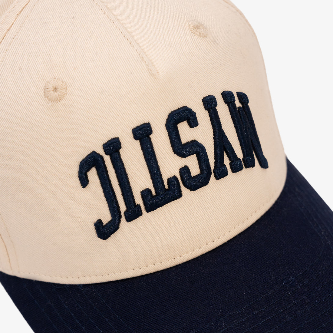 Mystic Upside Down Hat in Off-White/Navy